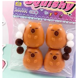 SQUISHY CAPIVARA COM 4 UNIDADES E POMPOM - SQUEESH